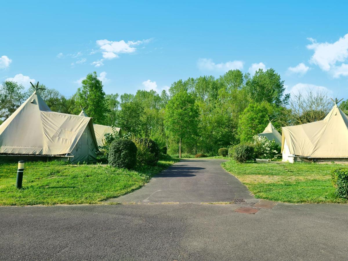 Resort & Camping - Val De Braye Bessé-sur-Braye Εξωτερικό φωτογραφία