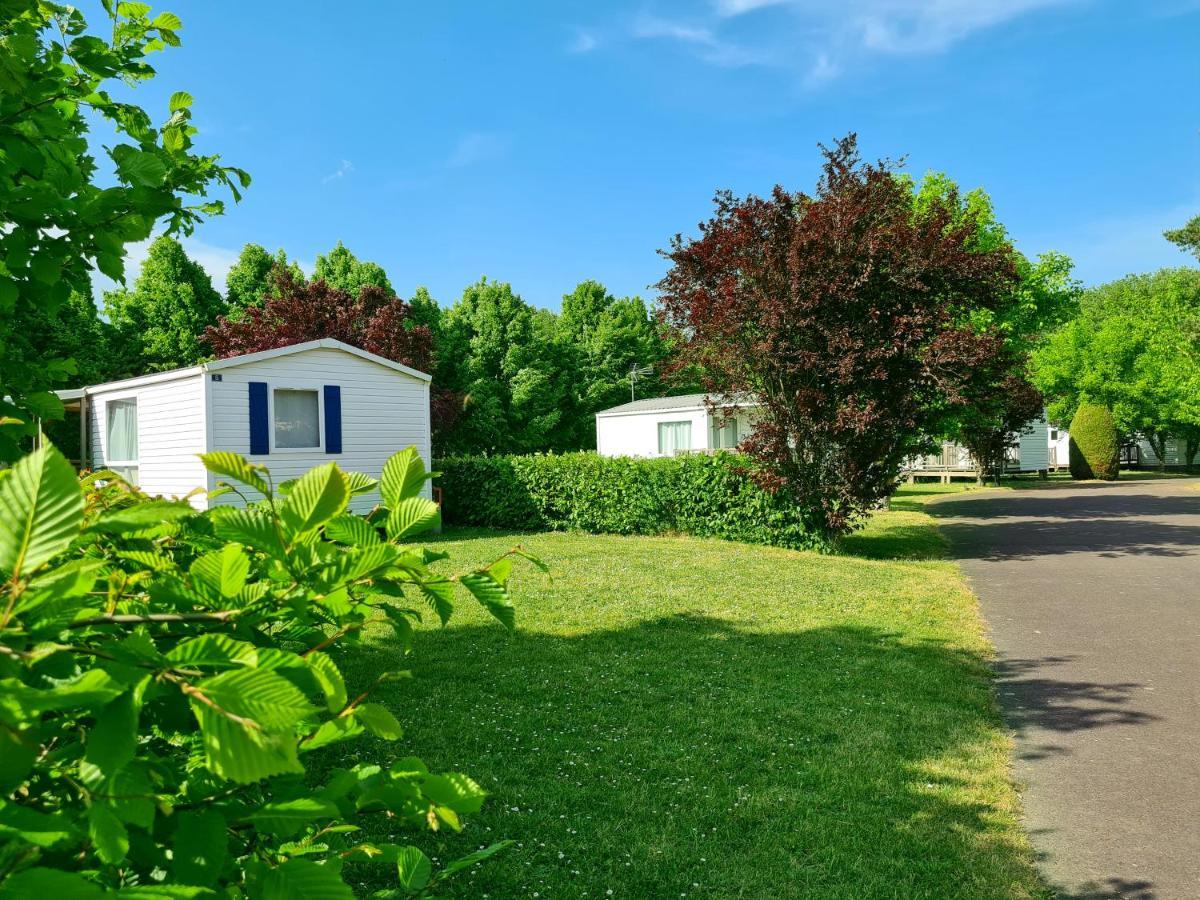 Resort & Camping - Val De Braye Bessé-sur-Braye Εξωτερικό φωτογραφία