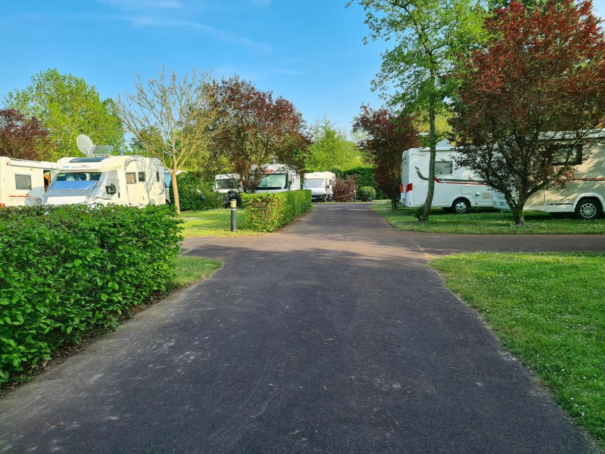 Resort & Camping - Val De Braye Bessé-sur-Braye Εξωτερικό φωτογραφία