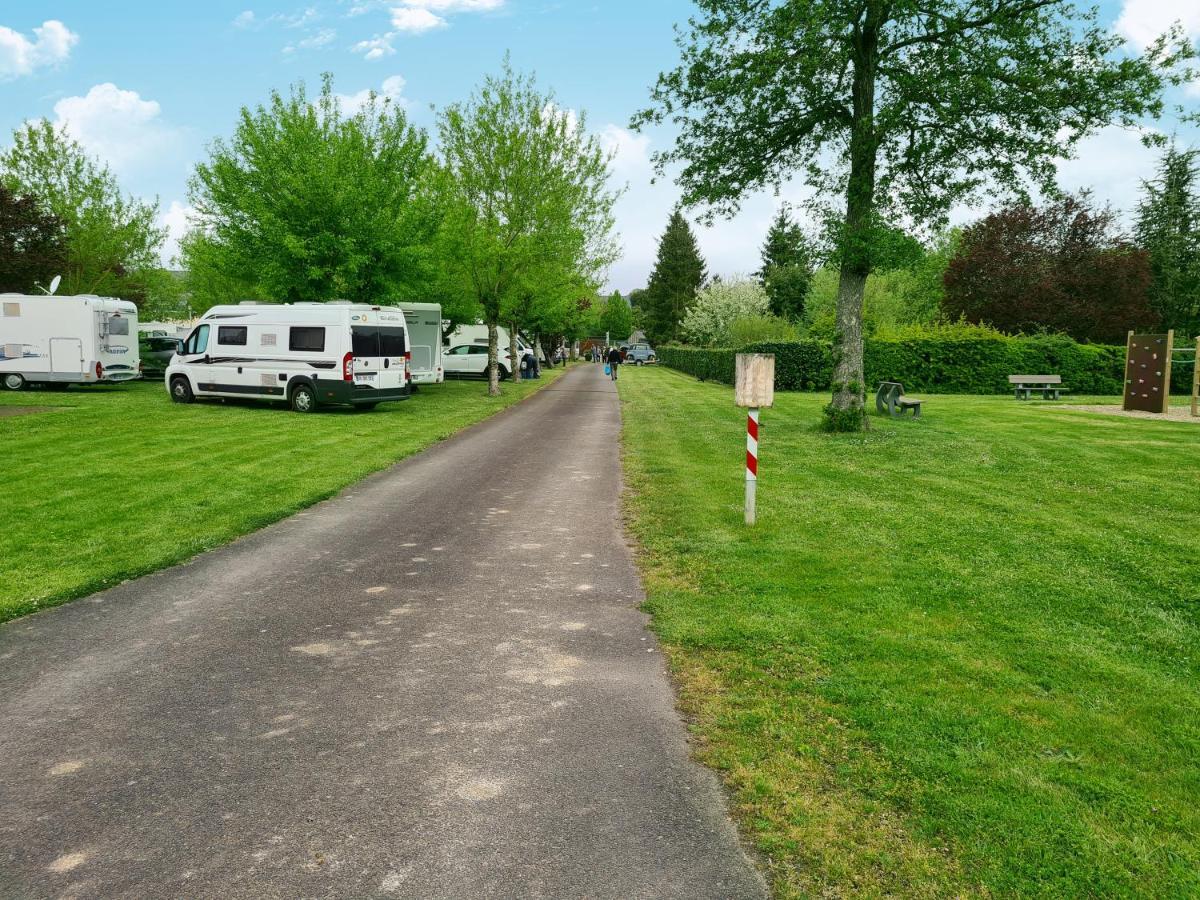 Resort & Camping - Val De Braye Bessé-sur-Braye Εξωτερικό φωτογραφία