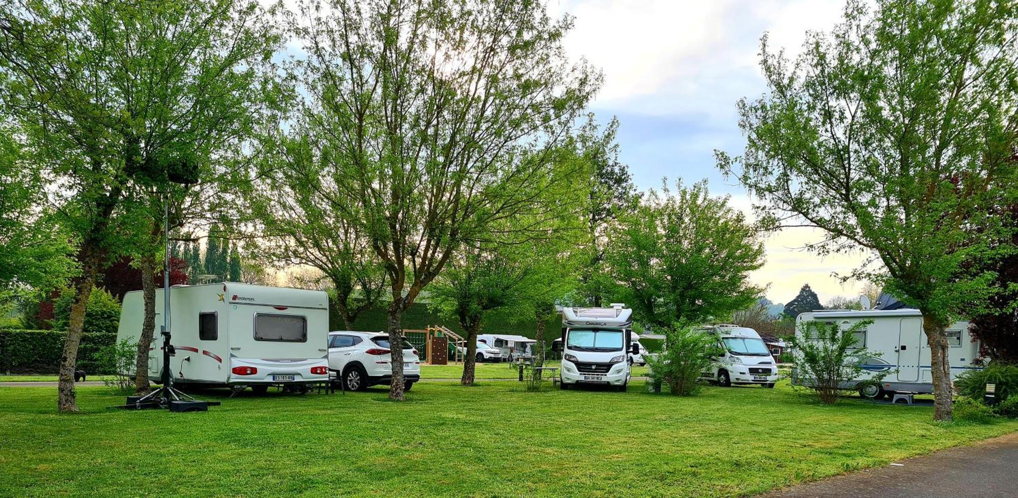 Resort & Camping - Val De Braye Bessé-sur-Braye Εξωτερικό φωτογραφία